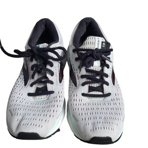 Brooks Ghost 13